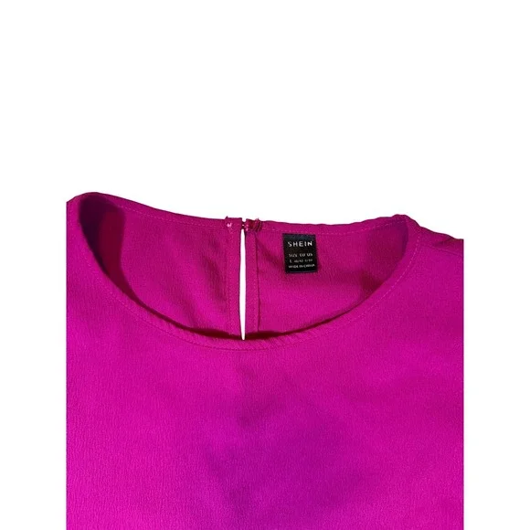 Women's Fuchsia Ruffle Sleeve Top and Elastic Waist Shorts Set - Picture 3 of 6